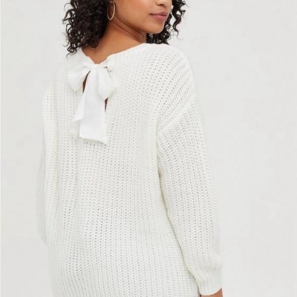 Torrid White Cable Knit Sweater - Picture 2 of 6